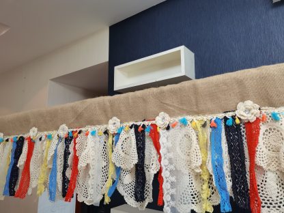 Country style kitchen valance