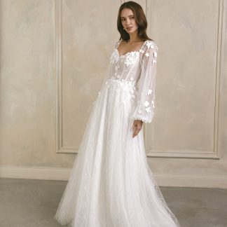 Bride's Romantic Tulle Wedding Dress