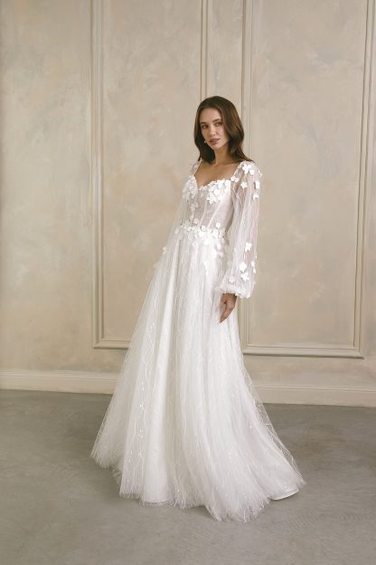 Bride's Romantic Tulle Wedding Dress