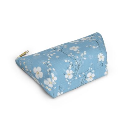 Blue flower pattern cosmetic bag - Image 4