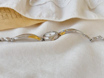 Vintage Metal Women's Watch - Image 2