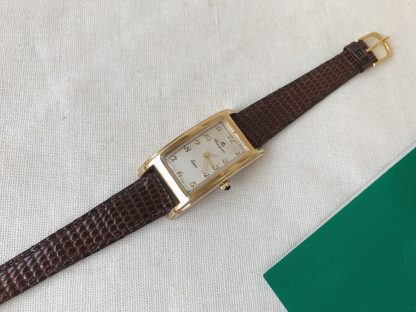 Gold Metal Women's Watch - Image 4
