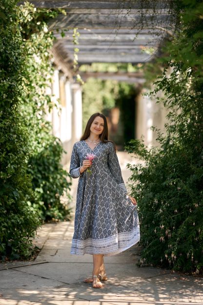 Artistic printed dress - Image 5