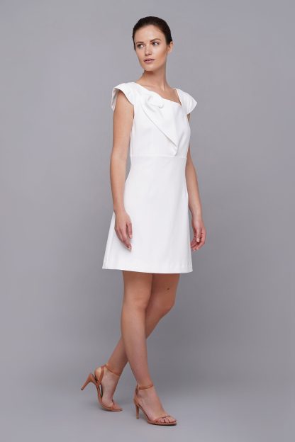 Women's elegant white dress - Image 5