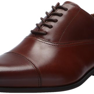 Men's pointed leather shoes