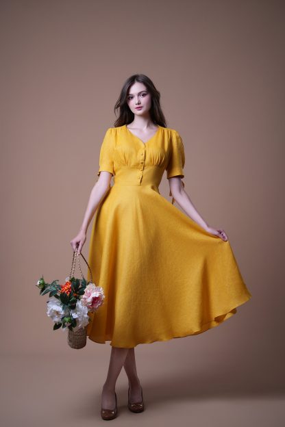 Retro Hepburn style yellow V-neck waist dress