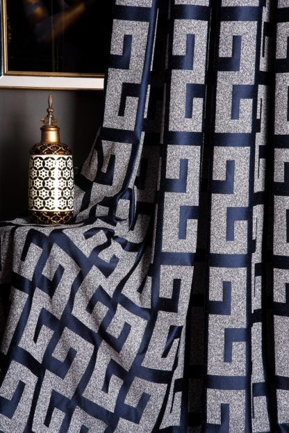Artistic jacquard blackout curtains