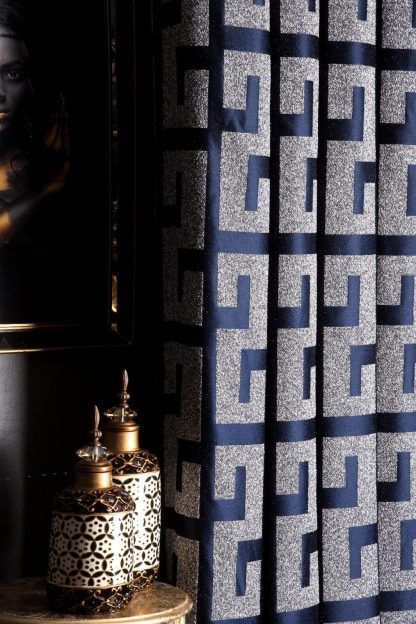 Artistic jacquard blackout curtains - Image 3