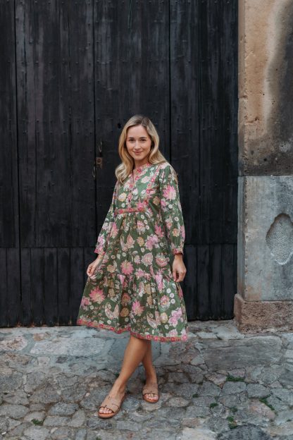 Spring Flowers Vintage Dress - Image 6