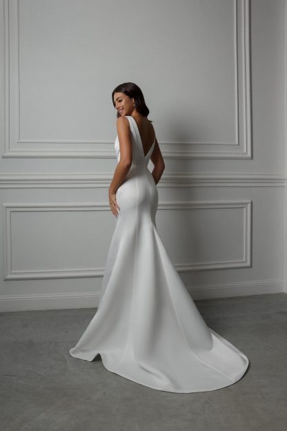 Backless Mermaid Satin Gown - Image 6