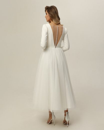 Vintage mid-length wedding dress - Image 2