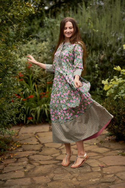 Ladies Elegant Printed Dress - Image 5