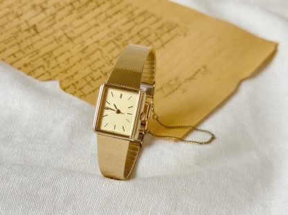 Vintage Metal Women's Watch - Image 5