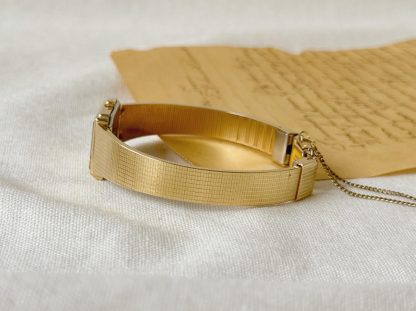 Vintage Metal Women's Watch - Image 2