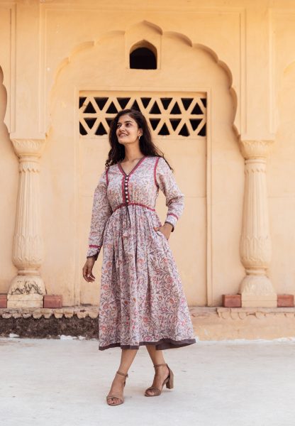 Floral waist dress - Image 6