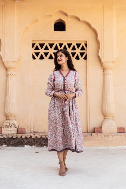 Floral waist dress - Image 4
