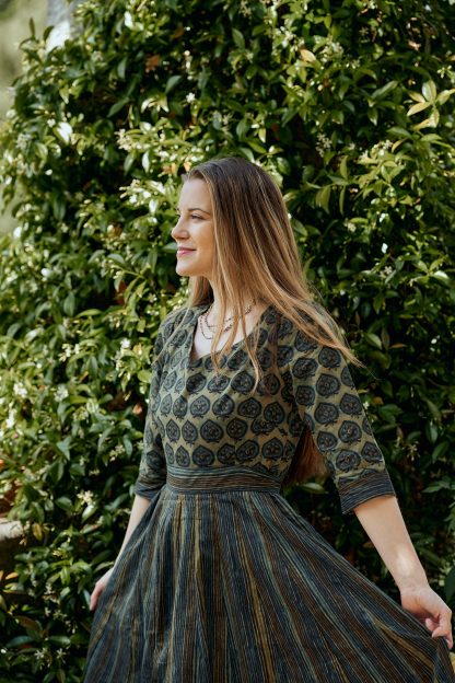 Hand-printed dress - Image 5