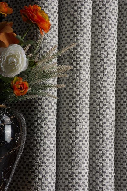 Woven textured blackout curtains - Image 4