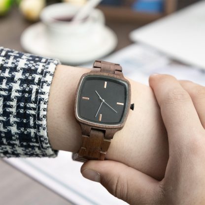 Vintage wooden square watch - Image 5