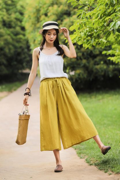 Yellow wide-leg pants