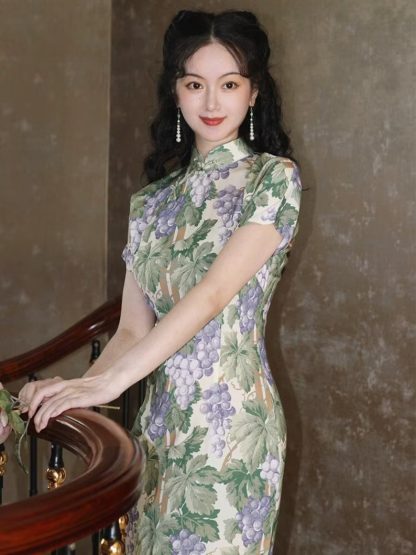 Grape vine cheongsam - Image 2
