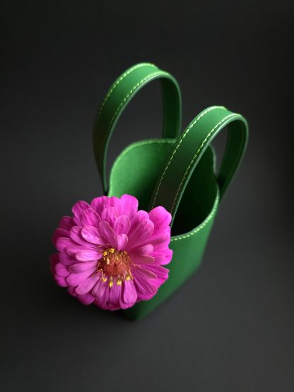 Hand-stitched leather wallet - Image 2