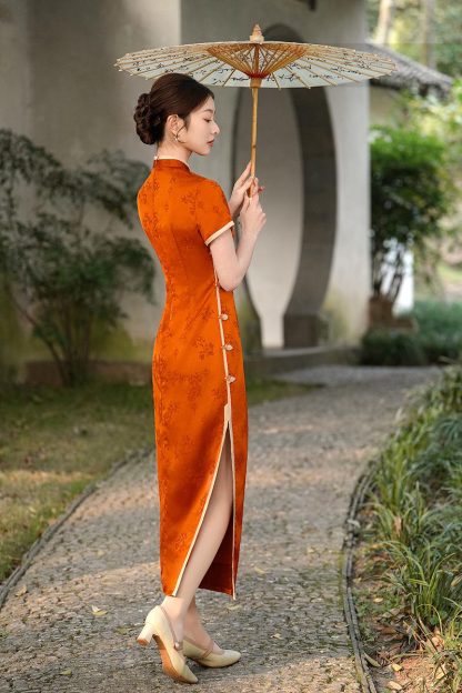 Warm orange short-sleeved cheongsam - Image 2