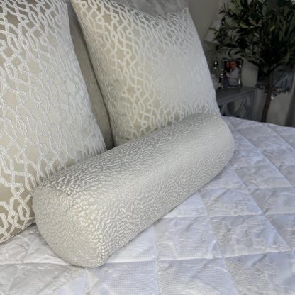 Elegant jacquard pillow