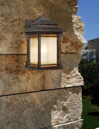 Retro rural style outdoor wall lamp