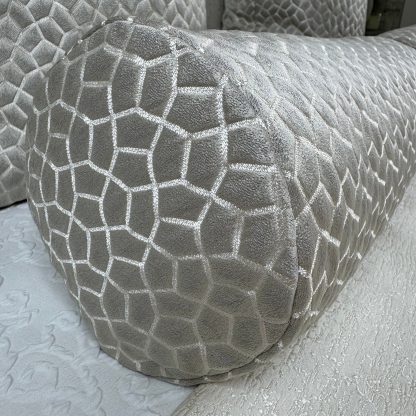 Cylindrical pillow - Image 2