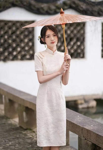 Off-white jacquard short cheongsam - Image 4