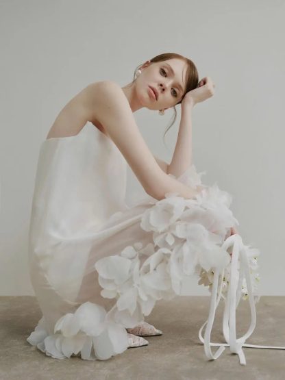 Minimalist tube top tulle dress - Image 3