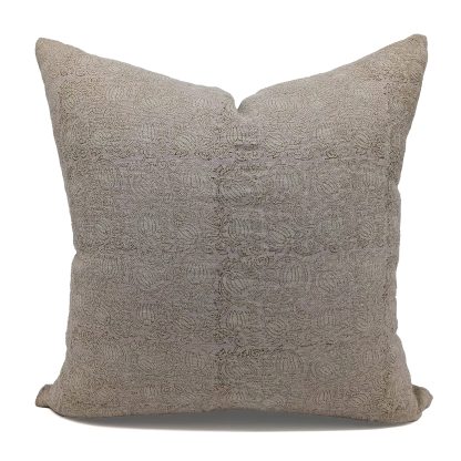Plain dark pattern jacquard pillowcase