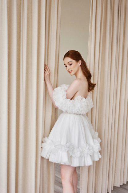 White one-shoulder short tutu skirt - Image 3