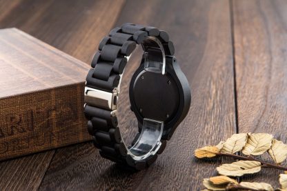 Black dial watch with white and blue hands - Image 3