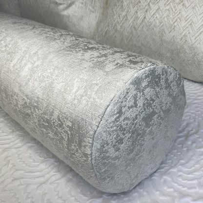 Cylindrical jacquard pillow - Image 5