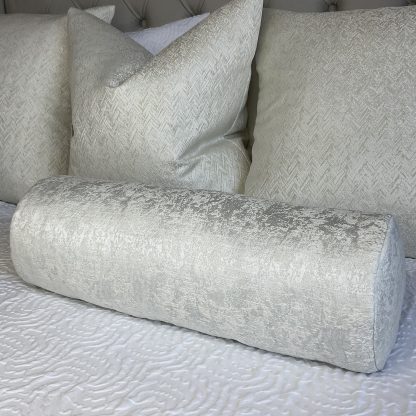 Cylindrical jacquard pillow