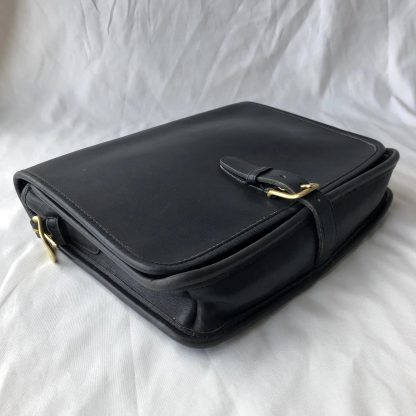 Classic black leather messenger bag - Image 3