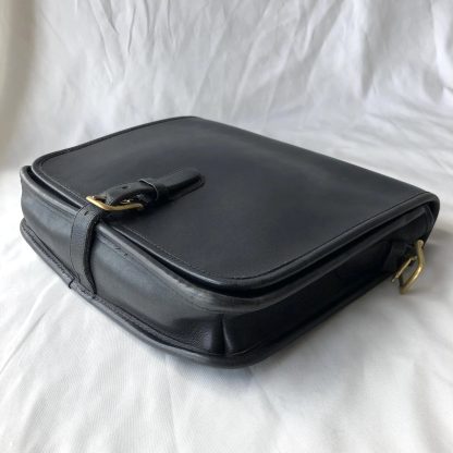 Classic black leather messenger bag - Image 2