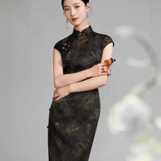 Moyun Chenxiang short-sleeved long cheongsam