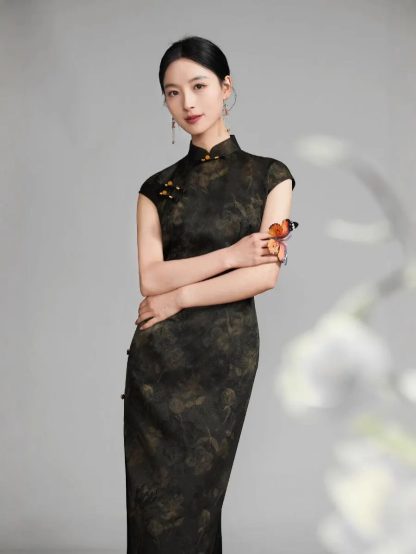 Moyun Chenxiang short-sleeved long cheongsam