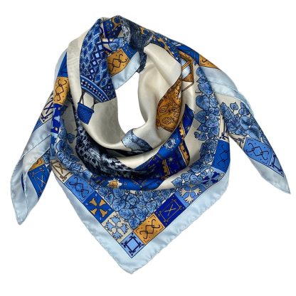 Art print silk scarf - Image 4
