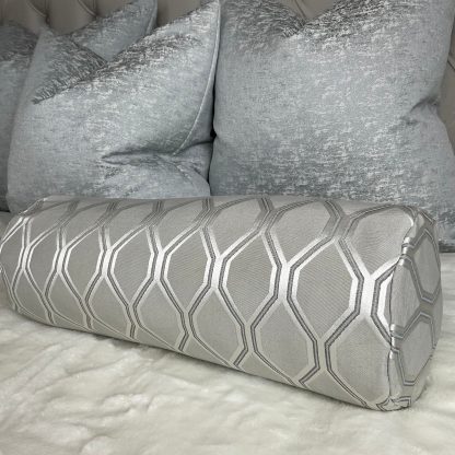 Diamond pattern pillow lumbar support - Image 6