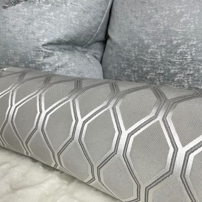 Diamond pattern pillow lumbar support - Image 2