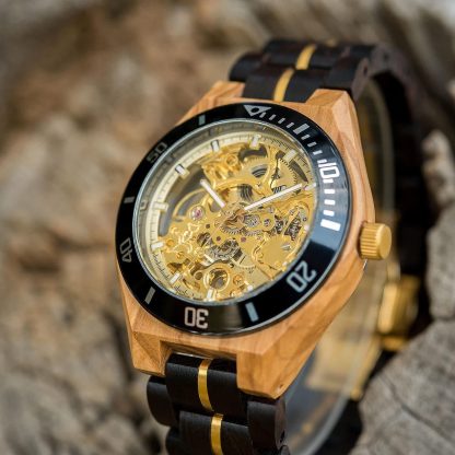 Characteristic hollow mechanical wooden watch - Image 3