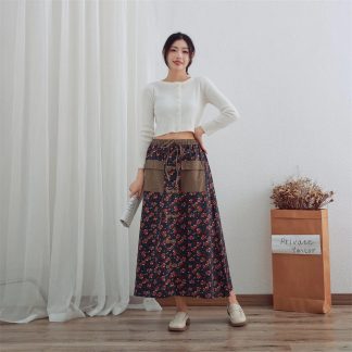 Artistic retro floral skirt