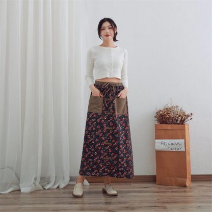Artistic retro floral skirt - Image 3