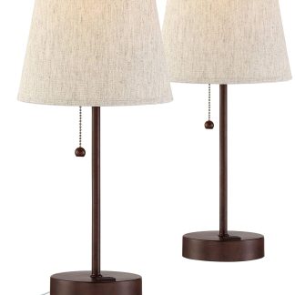 Multifunctional rechargeable desk lamp