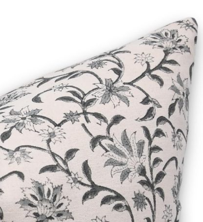 Vintage vine print pillowcase - Image 5