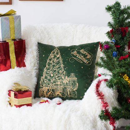 Christmas themed pillowcase - Image 6